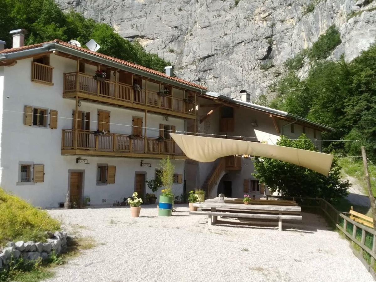 Limaro B&B Sarche di Calavino Exterior foto